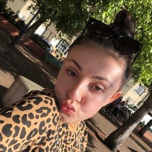 Meet your Posher, Gabrielle